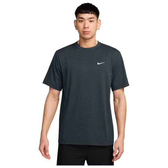Nike Ανδρική κοντομάνικη μπλούζα Hyverse Dri-FIT UV Tee Nike Ανδρική κοντομάνικη μπλούζα Hyverse Dri-FIT UV Tee